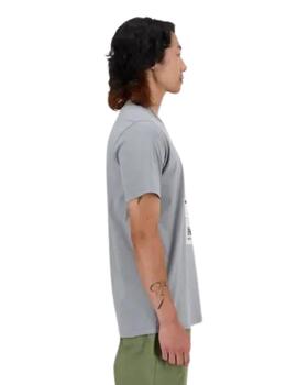camiseta New Balance ess poster gris de hombre.