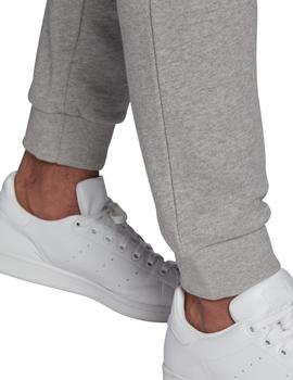 pantalón adidas essential gris de hombre.