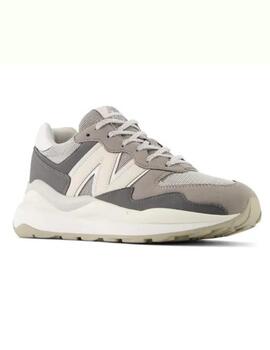 Zapatillas new balance gc5740rt gris de niño.