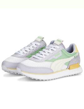 Zapatillas puma future rider pastel de mujer.