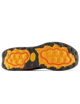 Zapatillas new balance hierro v7 mthierx7 negro naranja.