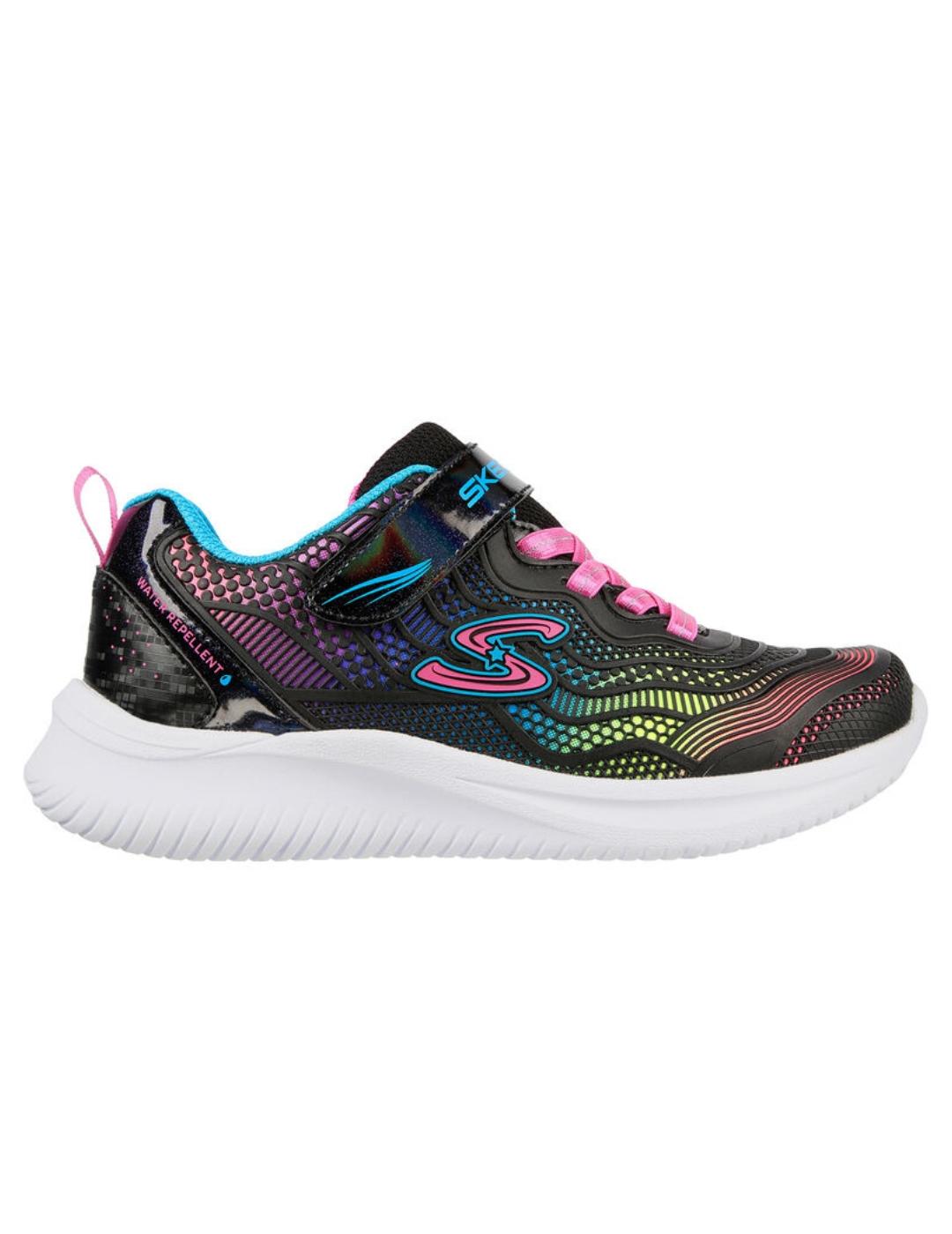 Zapatillas skechers jumpsters negro de niña.