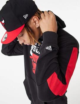 sudadera new era chicago Bulls negro unisex.