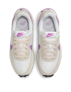 Zapatillas nike waffle debut blanco violeta de mujer.