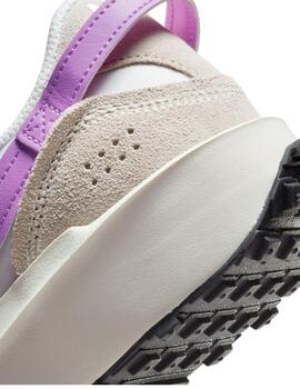 Zapatillas nike waffle debut blanco violeta de mujer.