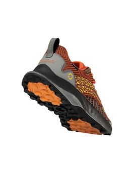 Zapatillas atom terra at117 high tex volcano naranja hombre.