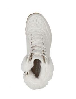 Botas skechers uno rugged fall air blanco roto de mujer.