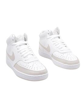 Zapatillas nike court vision mid blanco beige de mujer.