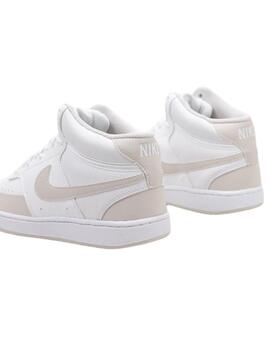 Zapatillas nike court vision mid blanco beige de mujer.