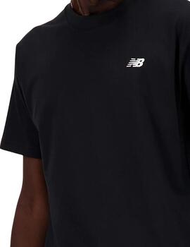 Camiseta New Balance essential cotton negro de hombre.