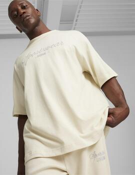 camiseta puma classics+ beige de hombre.