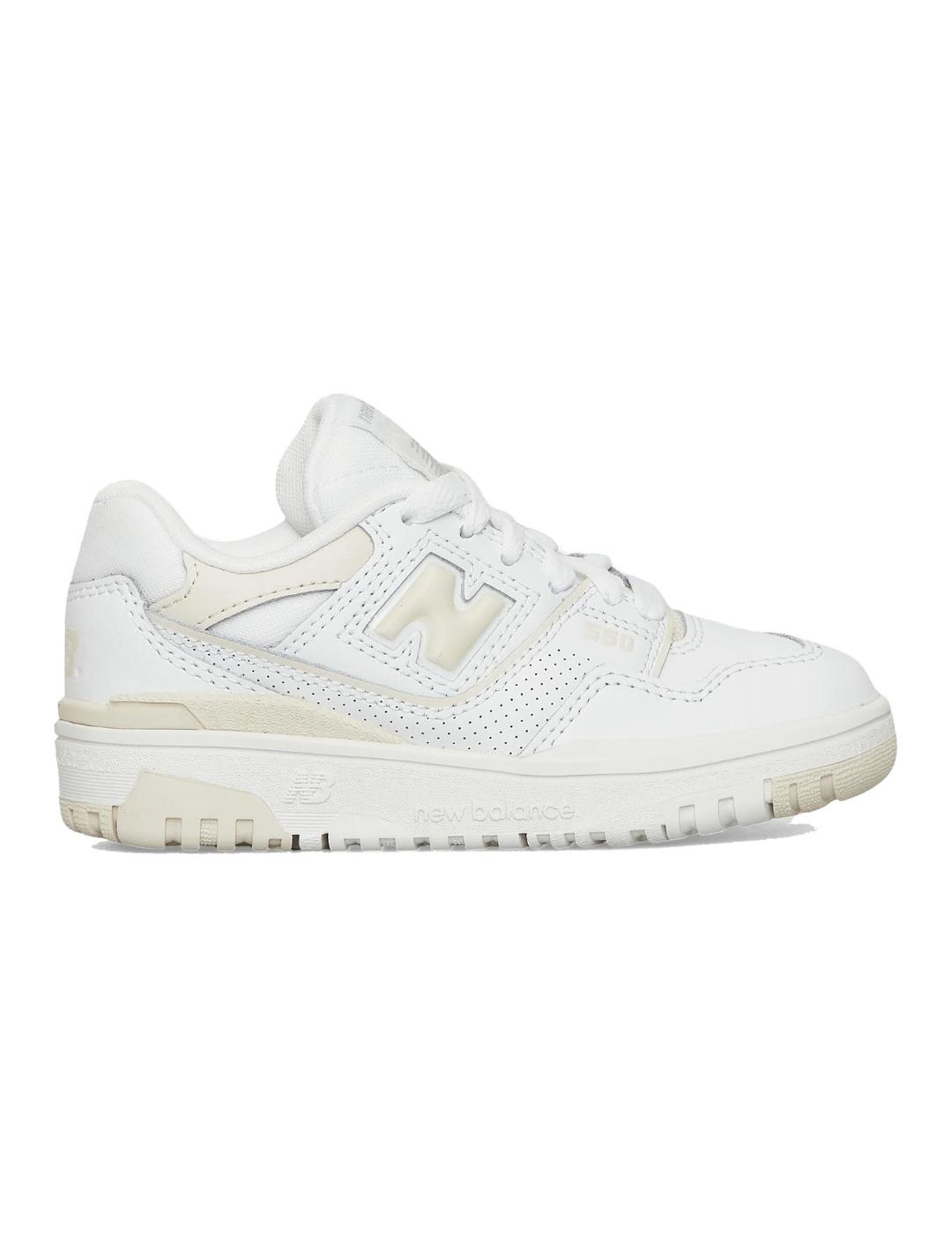 Zapatillas new balance psb550bk blanco beige de niño.