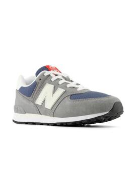 Zapatillas new balance gc574gwh gris azul de niño.