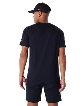 Camiseta new era essential negro de hombre.