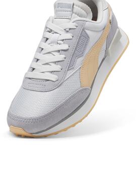 Zapatillas puma future rider soft gris de mujer.