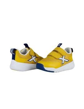 Zapatillas munich baby cloe 13 amarillo de bebé.