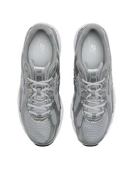 Zapatillas new balance u740sg2 gris plata de mujer.