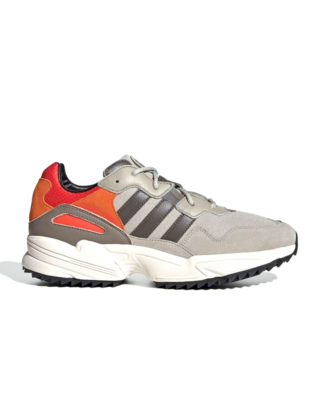 enchufe Eclipse solar Trueno Zapatillas de Hombre ADIDAS YUNG-96 TRAIL