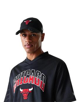 Camiseta new era Chicago Bulls arch mesh negro de hombre.