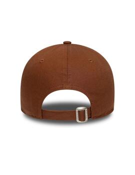 Gorra new era NY Yankees ess 9forty marrón de hombre.