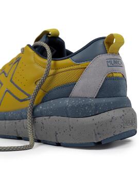Zapatillas munich kava 28 mostaza de hombre.