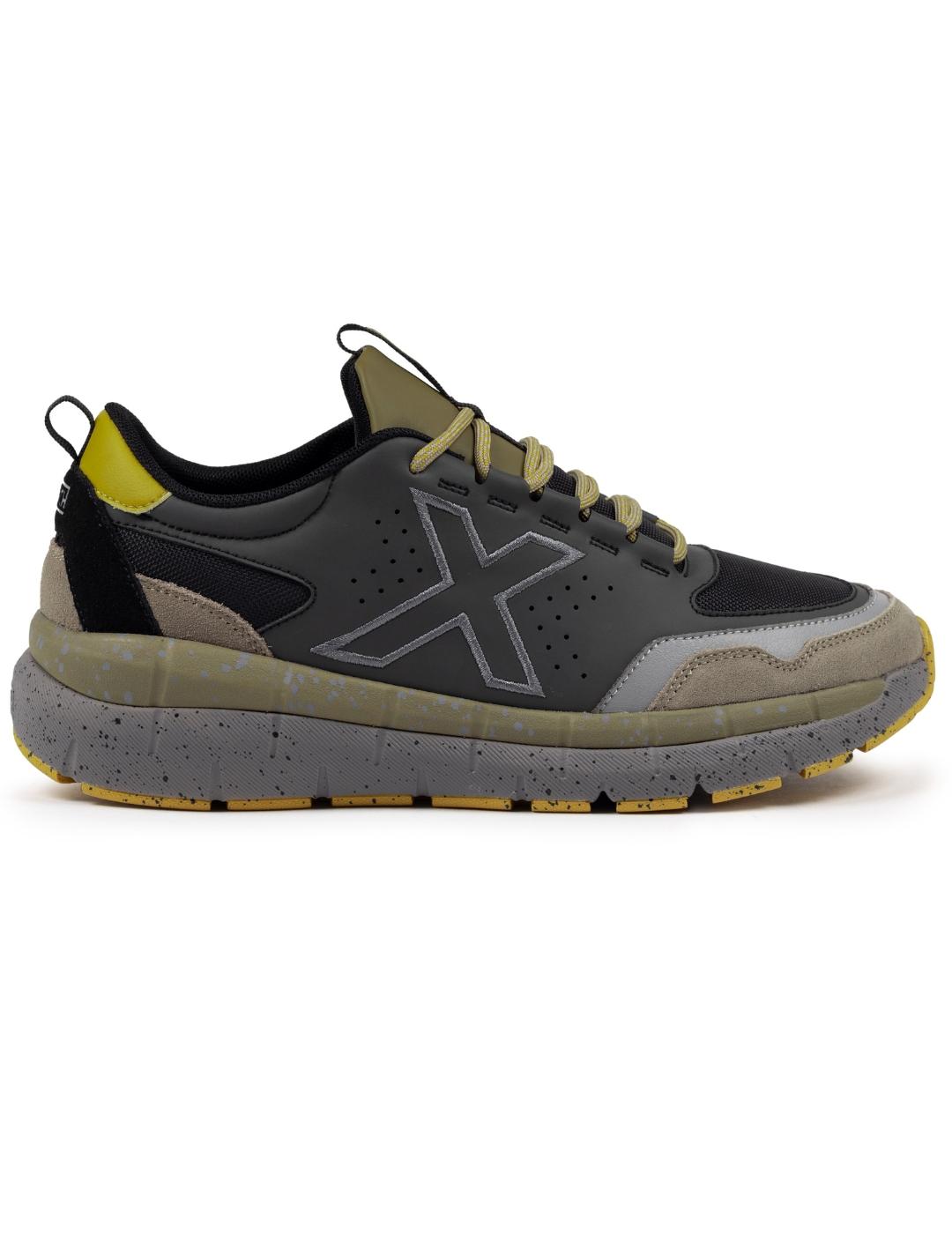 Zapatillas munich kava 26 negro de hombre.