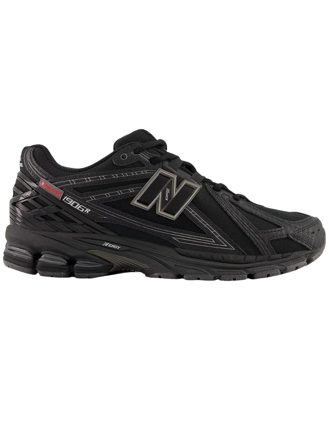 Zapatillas new balance u1906roe negro unisex.