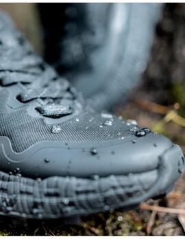 Zapatillas atom terrav2 at175 low density negro de hombre.
