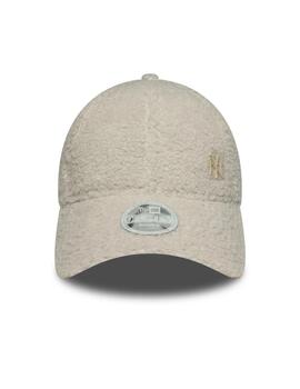 Gorra new era 9forty NY Yankees lana crema de mujer.