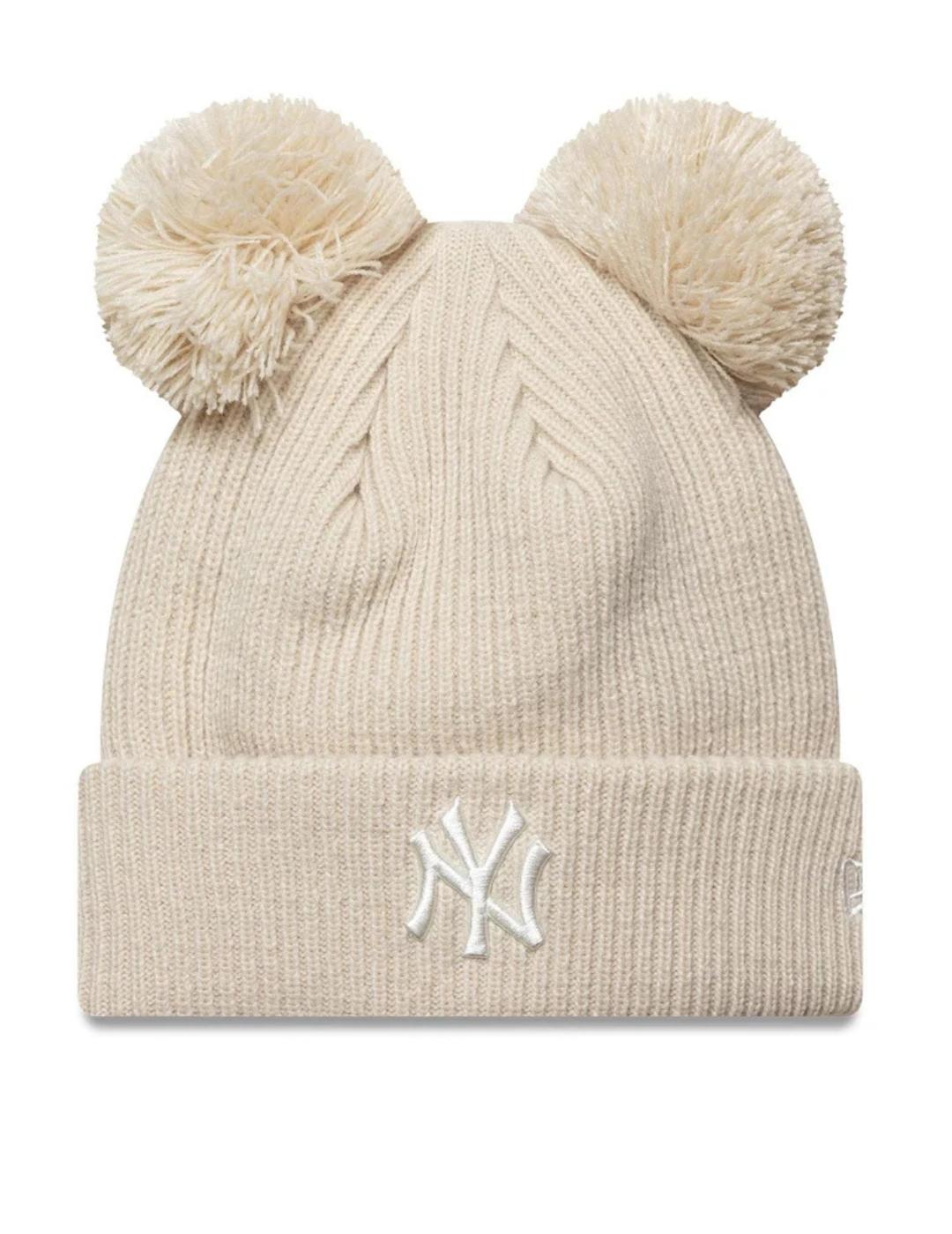 Gorro new era NY Yankees doble pom beige de mujer.