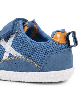 Zapatillas munich baby koda 23 azul de bebé.