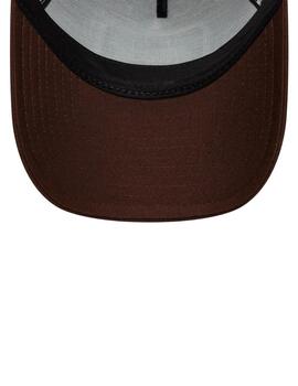 Gorra new era 9forty A-frame patch trucker marrón de hombre.