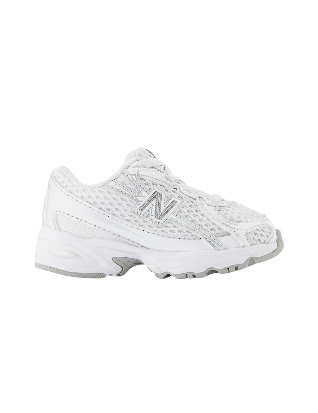 Zapatilas new balance iz740wm blanco plata de bebé.