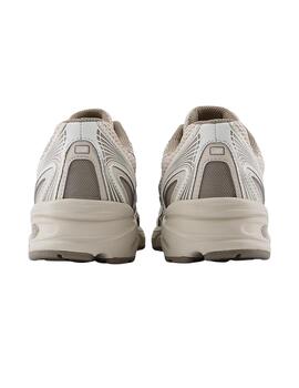 Zapatillas new balance u740as2 beige marrón de mujer.