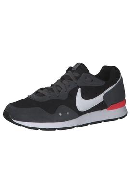 zapatillas nike venture runner gris de hombre.