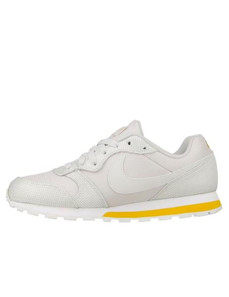 Zapatilla nike md runner se de mujer.