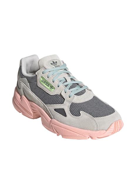 Zapatillas adidas falcon gris rosa de mujer.