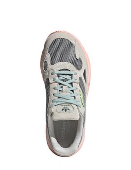 Zapatillas adidas falcon gris rosa de mujer.