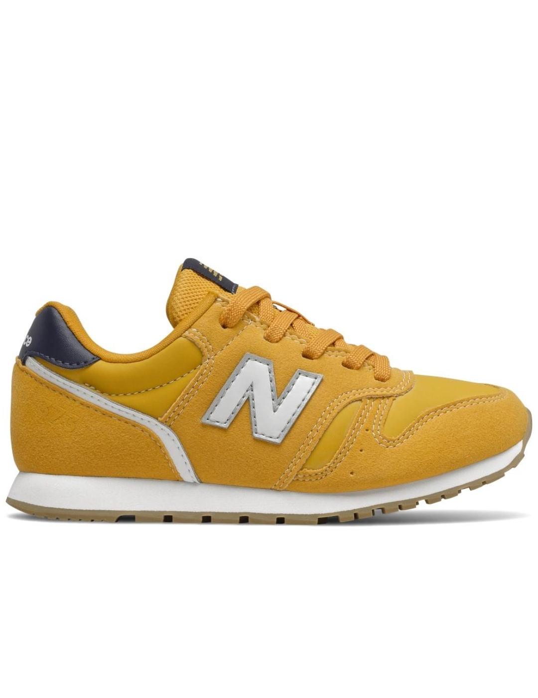 Zapatillas new balance yc373wd2 amarillo de niño.