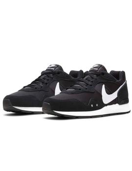 Zapatillas nike venture runner negro de mujer.