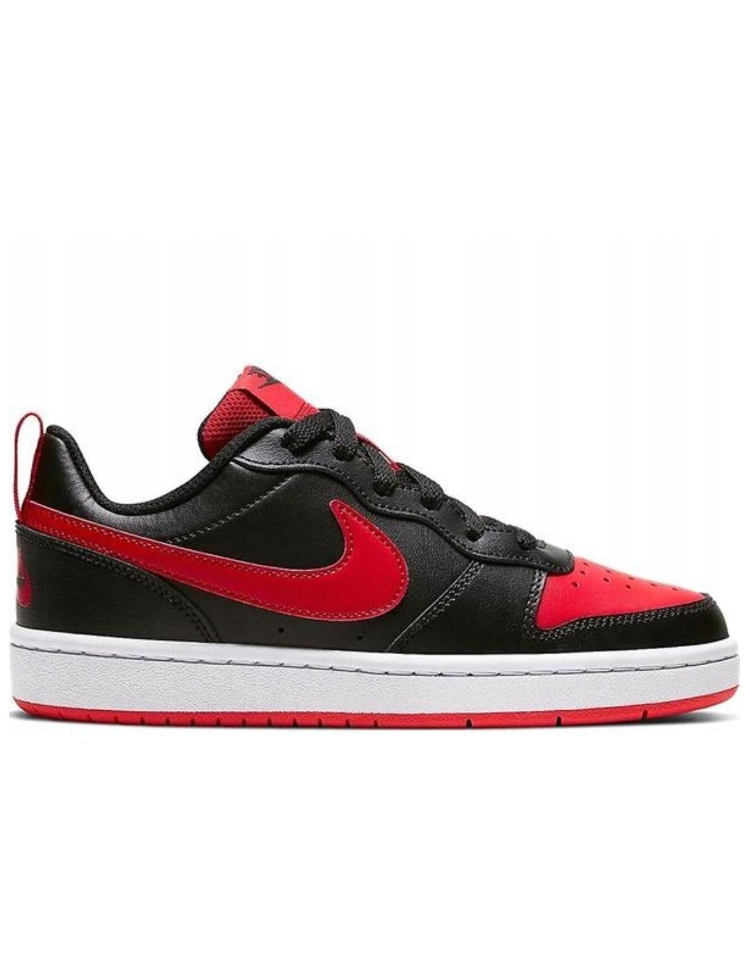 Zapatillas nike court borough negro rojo de niño.