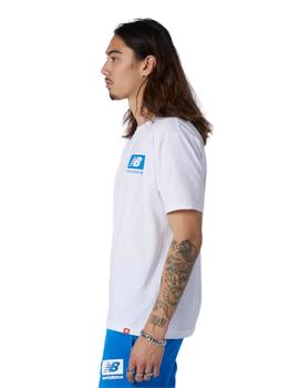 camiseta New Balance essentials Winterized blanco de hombre.