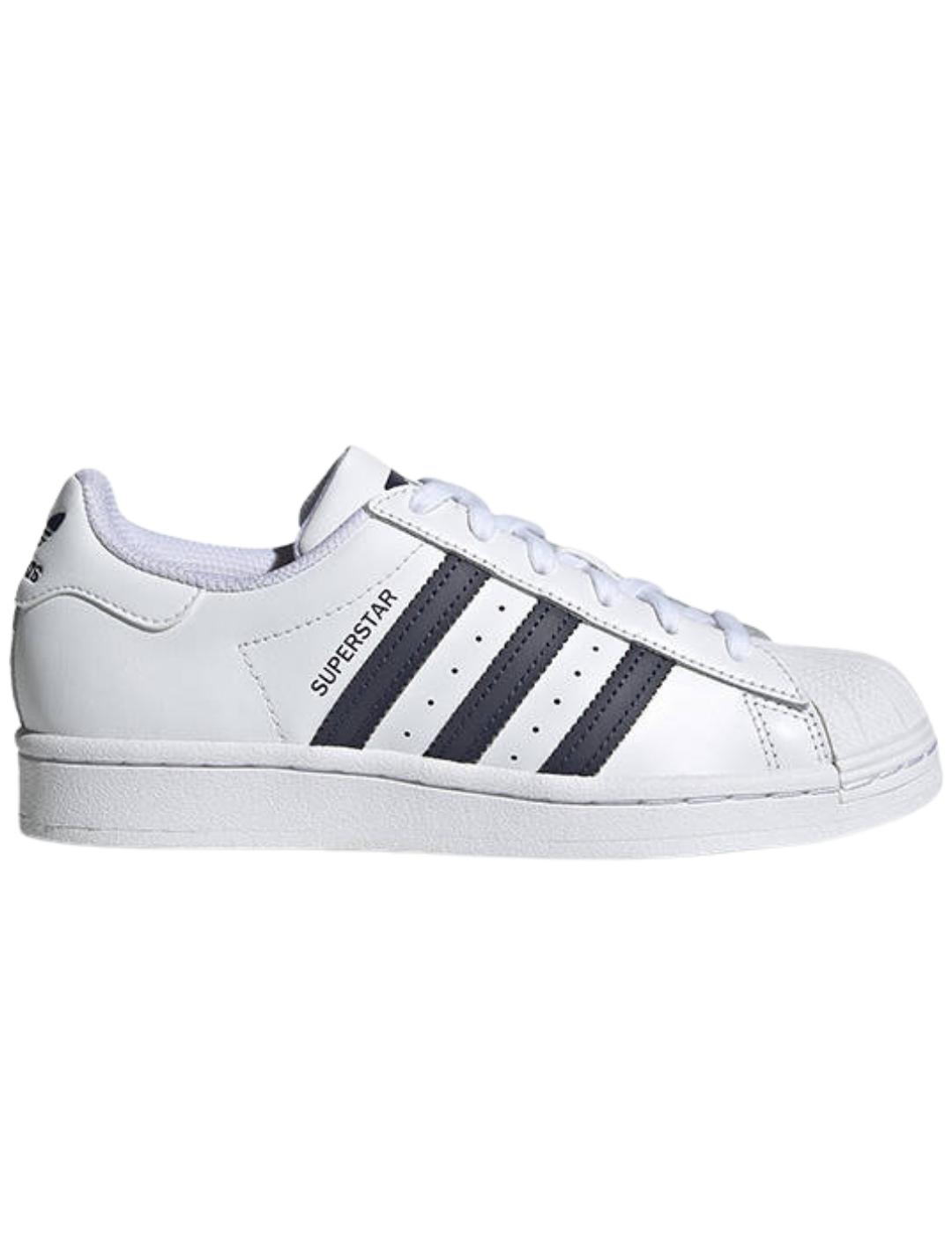 Zapatillas adidas superstar j blanco azul de niño.