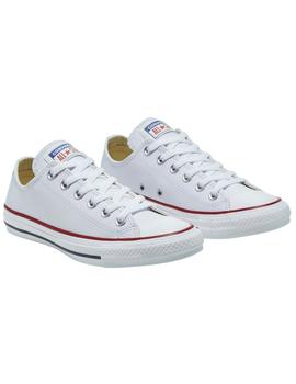 Zapatillas converse all star bajo piel blanco de mujer.