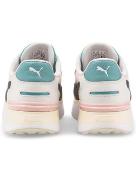 Zapatillas puma r78 voyage premium de mujer.